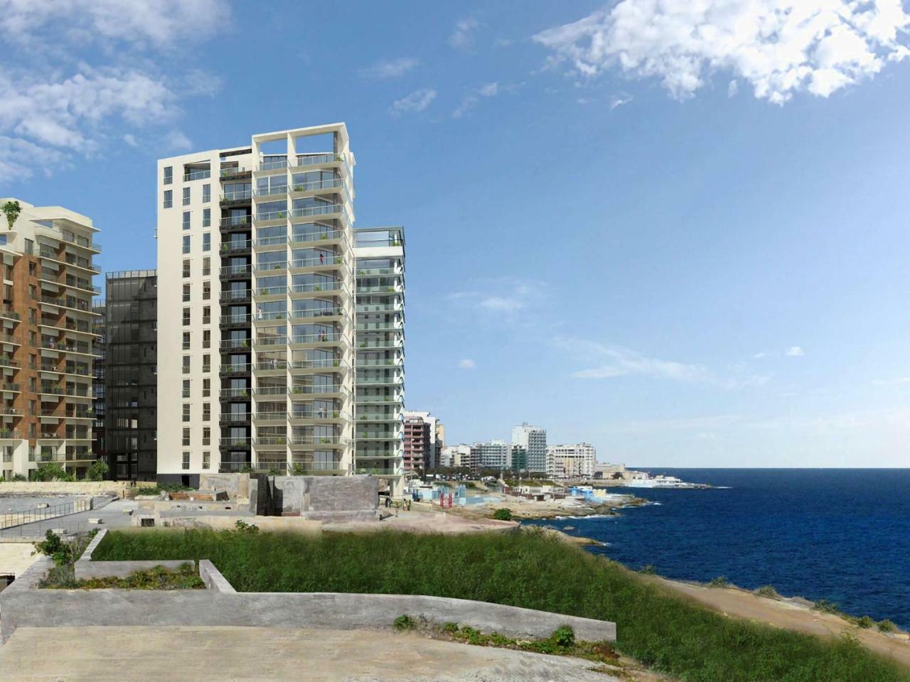 Seafront Apartment In Sliema With Pool, Upmarket Complex Buitenkant foto